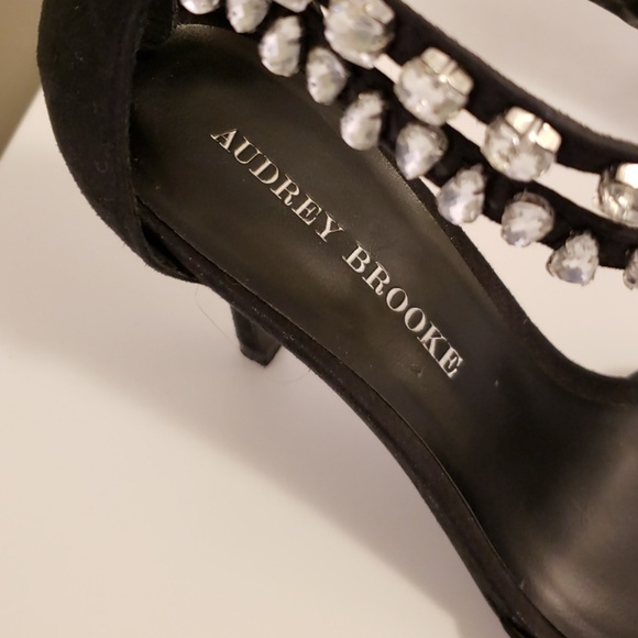 Black open toes audrey Brooke heels - Picture 2 of 4